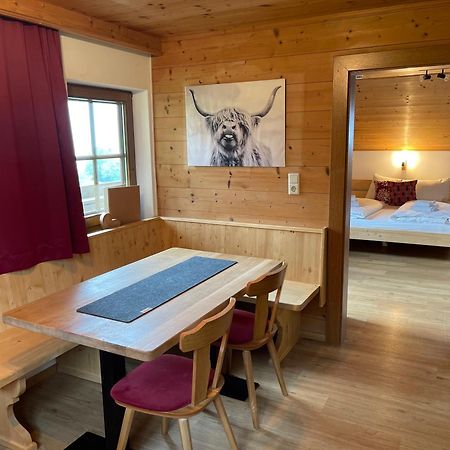 Der Waidachhof Zillertal Apartment Hainzenberg Bagian luar foto