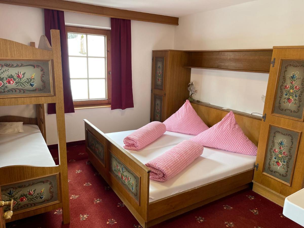 Der Waidachhof Zillertal Apartment Hainzenberg Bagian luar foto