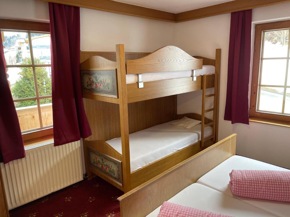 Der Waidachhof Zillertal Apartment Hainzenberg Bagian luar foto