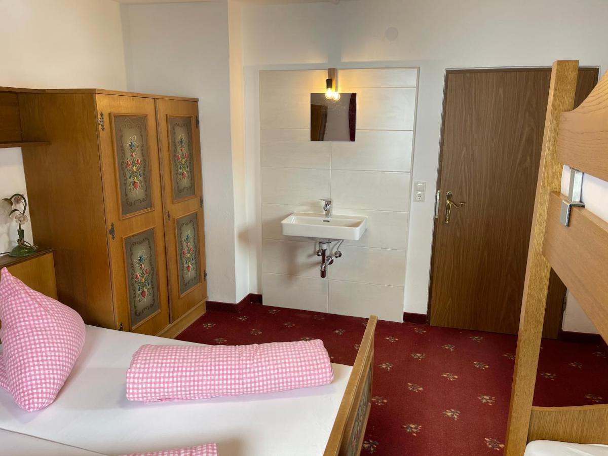 Der Waidachhof Zillertal Apartment Hainzenberg Bagian luar foto