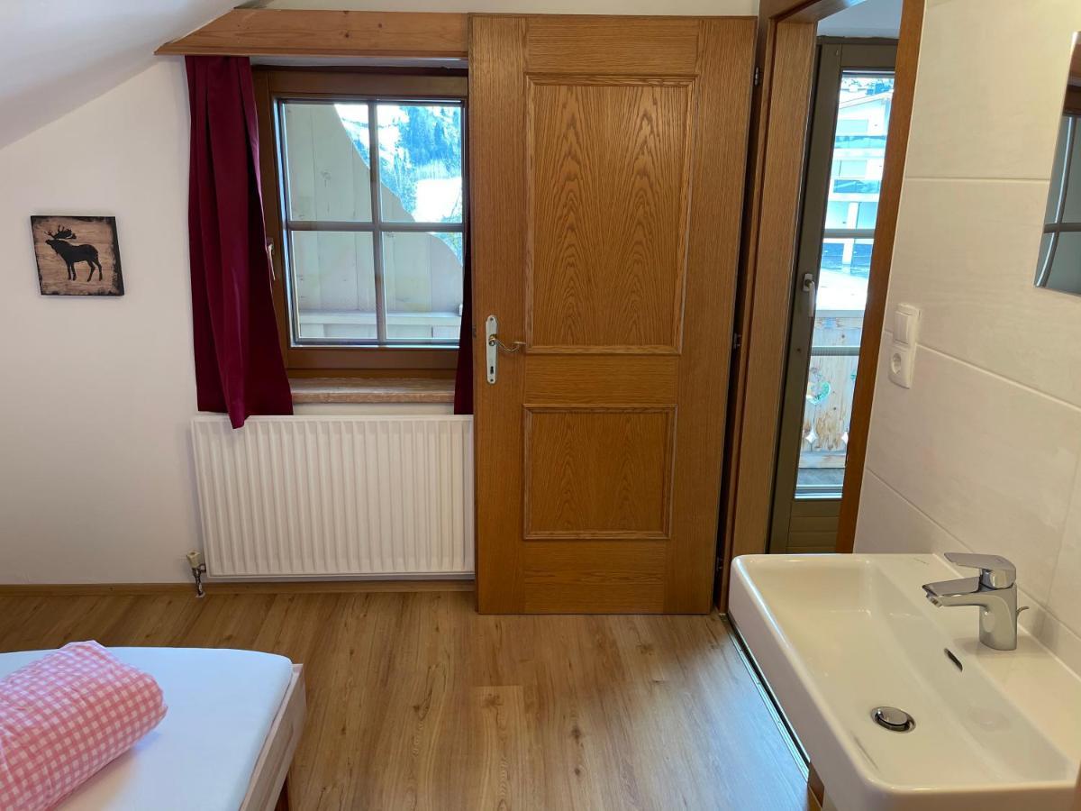 Der Waidachhof Zillertal Apartment Hainzenberg Bagian luar foto